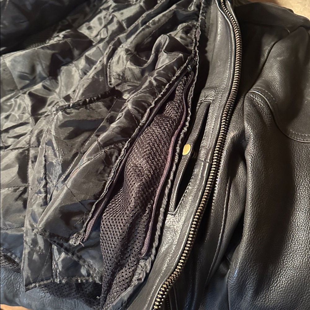 Men's Black Performance Jacket size 48 - Picture 10 of 10